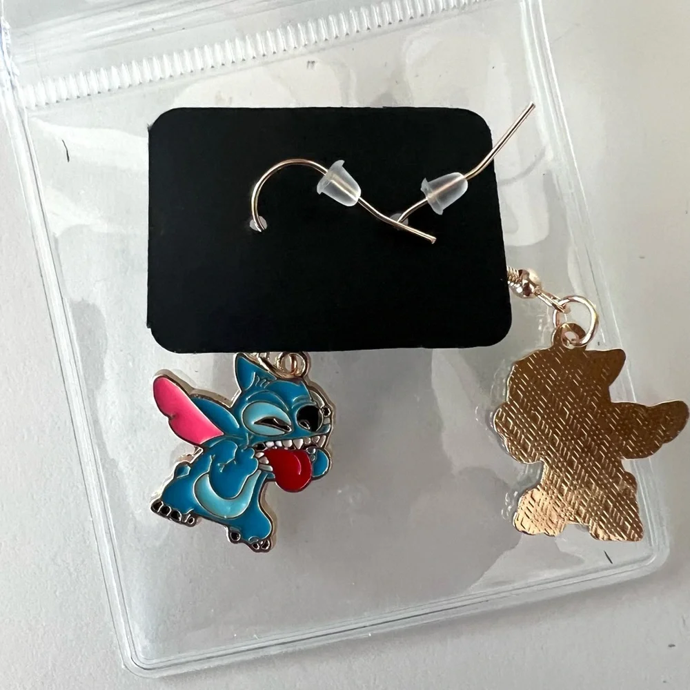 DISNEY Baby STITCH Dangle Earrings NWT